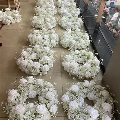 Wreath Paj Dawb